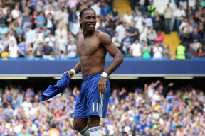 开云体育app注册-张雨霏参演纪录片讲述泳池故事，张雨霏泳状照