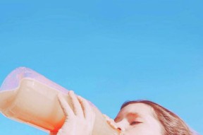 开云体育在线入口-塔特帮助袋鼠队在橄榄球锦标赛上连续取胜，势不可挡