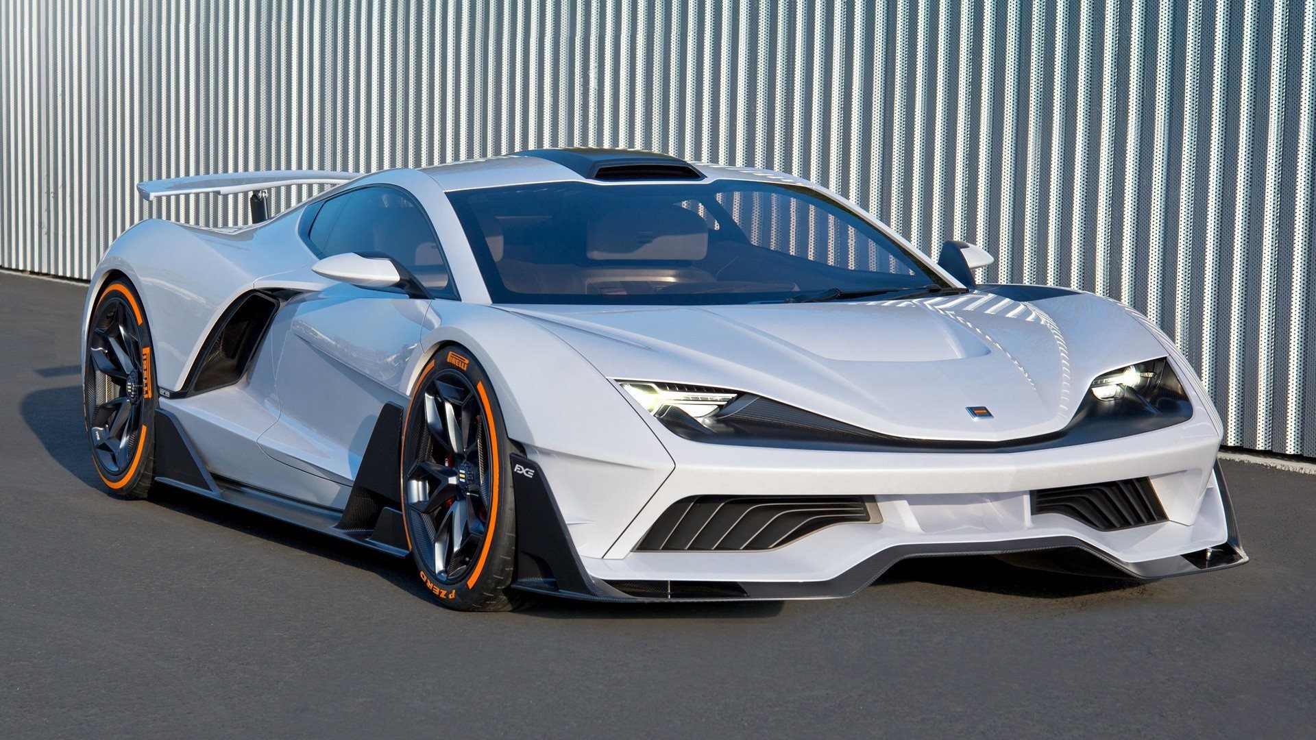 “美洲狮队走向世界舞台，成为橄榄球未来的强大力量”