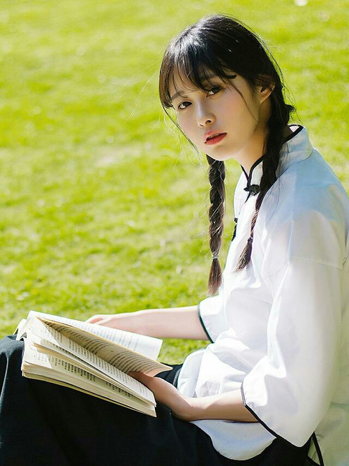 火箭新秀首秀得分创新高引热议，火箭队新秀视频